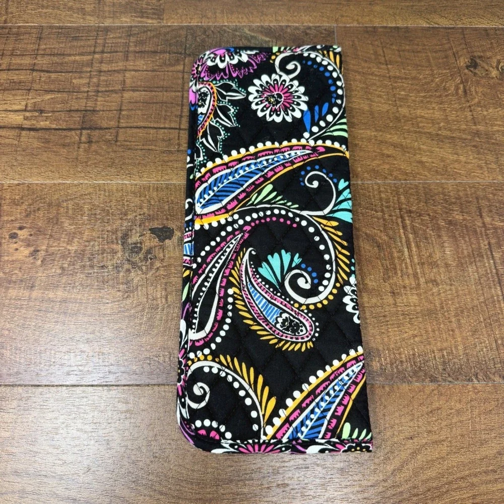 Vera Bradley Bandana Swirl Flat Curling Iron Travel Sleeve Case Cover